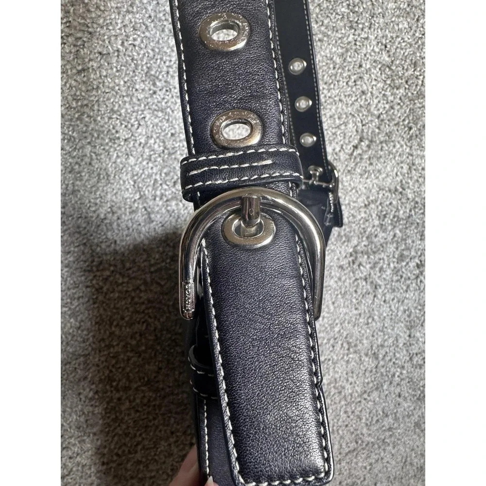 Coach Y2K Era Black Leather Shoulder Bag Purse F10938 Contrast Stitch EUC